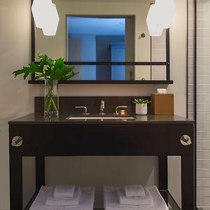 Premium King Room
